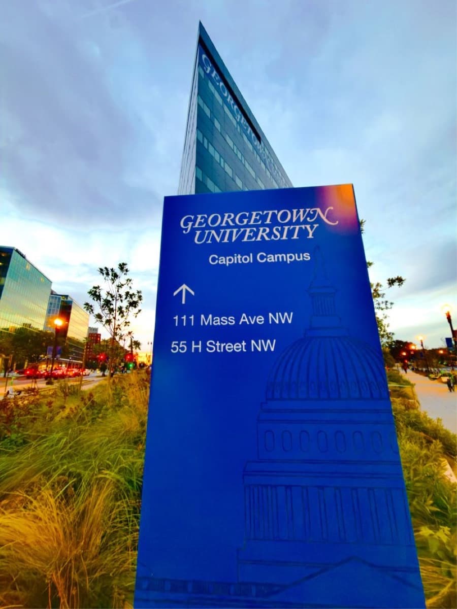 Georgetown University Capitol Campus wayfinding sign — 111 Mass Ave NW