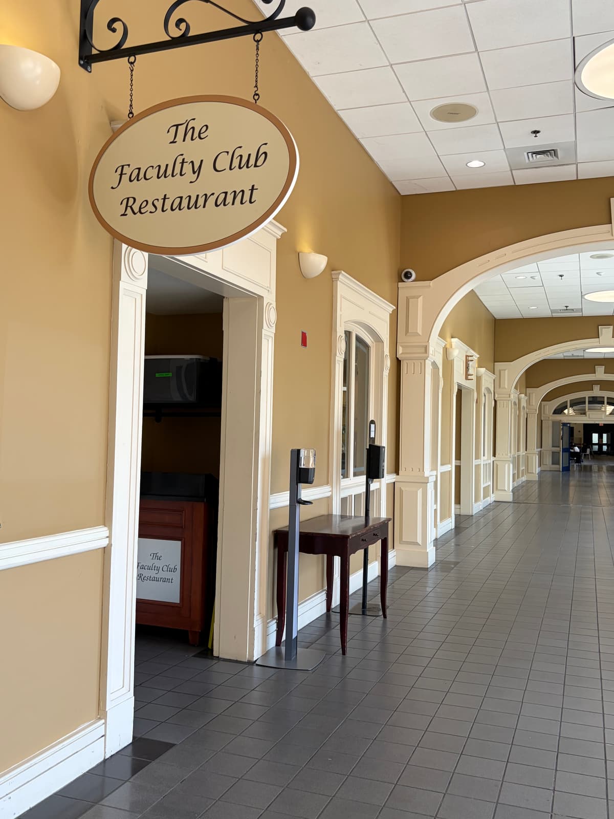 Faculty Club Restaurant